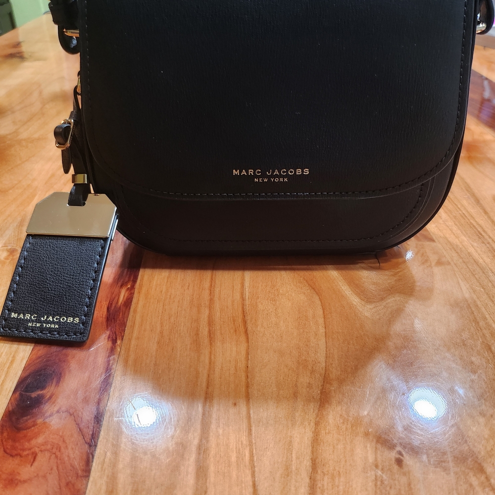 LIKE NEW Marc Jacobs Black Crossbody Bag